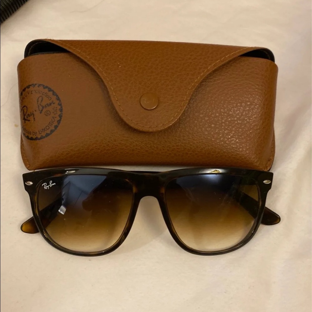 Ray ban’s